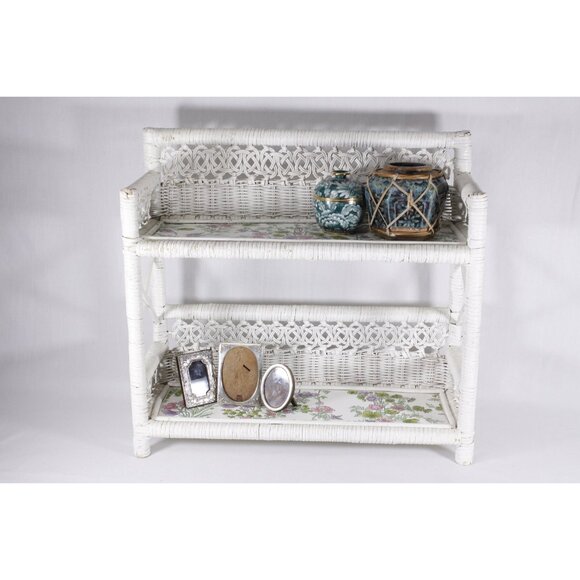 Vintage wicker shelf, white rattan spice rack, bohemian Bedroom Storage, 1970s - Picture 2 of 10